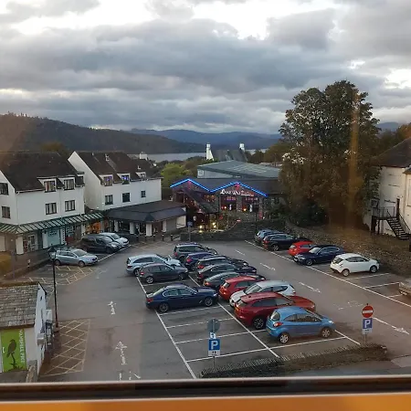 On Windermere, Stunning For 2 With Lake View