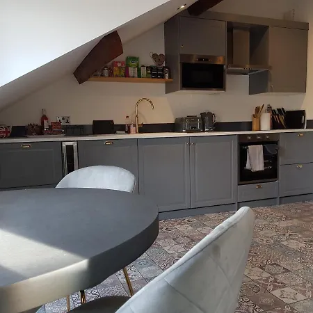 Vakantiehuis On Windermere, Stunning For 2 With Lake View *