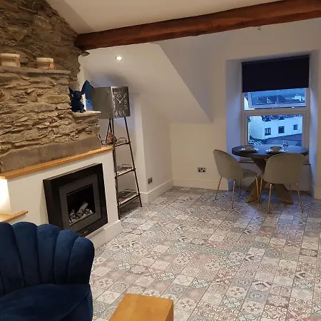 On Windermere, Stunning For 2 With Lake View Casa de Férias